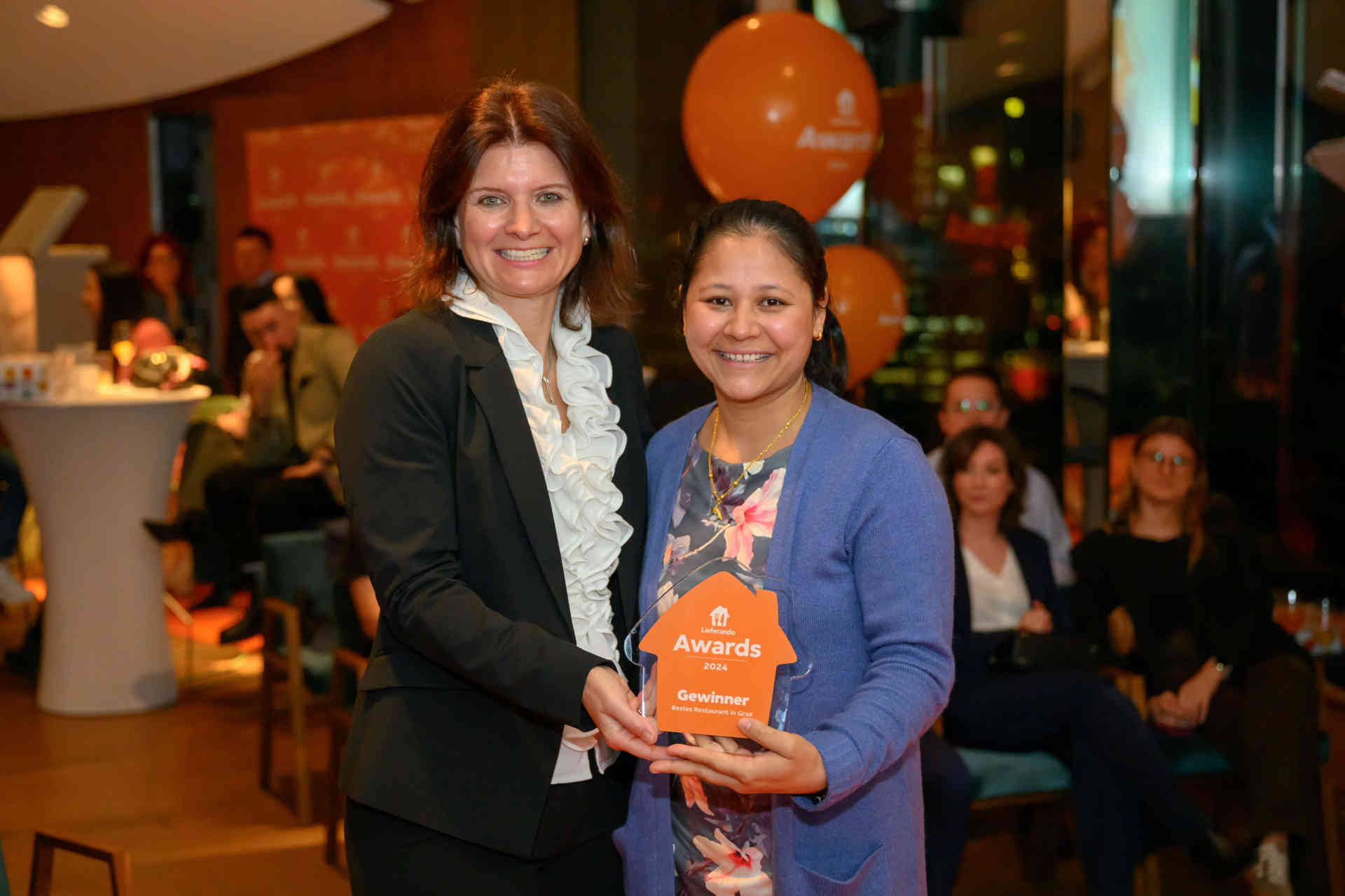 Himalaya Masala is “Best Sustainable Restaurant” © Lieferando / Helmut Tremmel