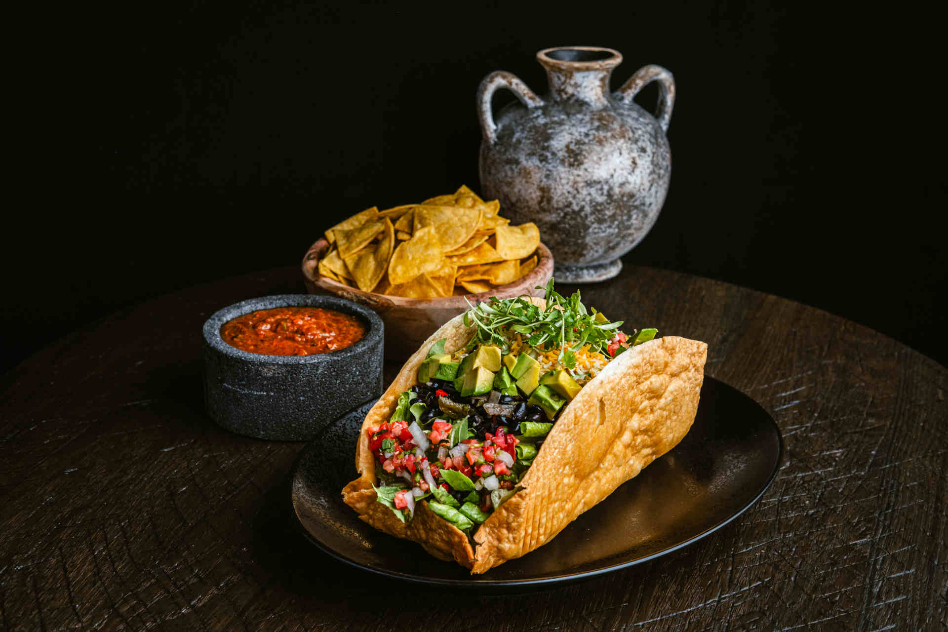Taco Salad im Amaya Modern Mexican © Jose Salinas