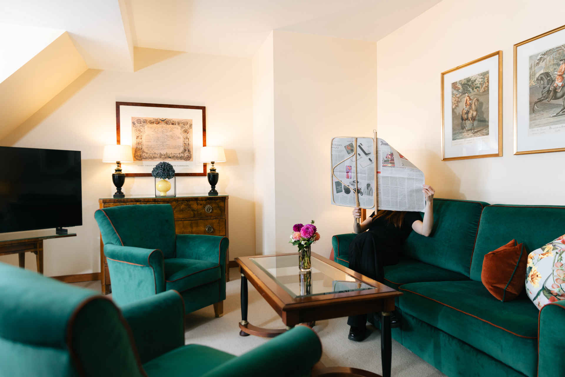 Relaxing in the Kaiserhof Suite, Photo provided
